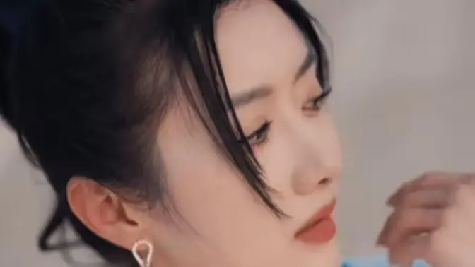 《爱的小确幸》：一杯暖心热巧，融化冬日孤单，寻找属于你的小幸运！